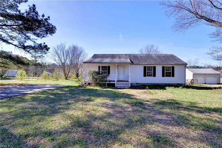 175 Racefield Dr Toano, VA 23168