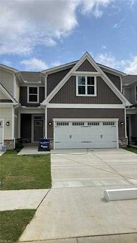 23015 Retreat Ln Carrollton, VA 23314