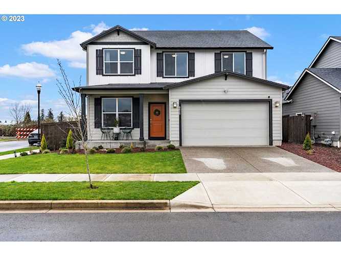 8615 N 1st ST Ridgefield, WA 98642