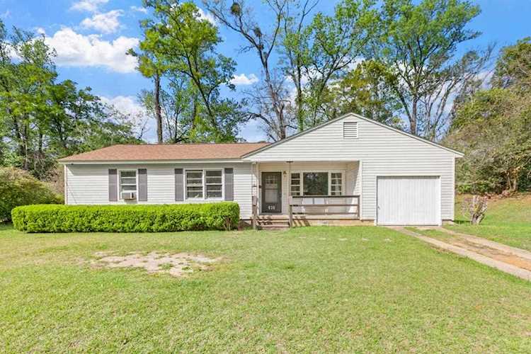 930 Hawthorne St Tallahassee, FL 32308 in Capital Hills Photo 1