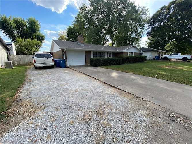 803 SW 2nd St Bentonville, AR 72712