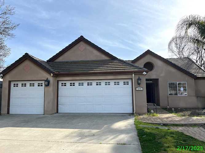 375 E Spring Ln Lemoore, CA 93245 | MLS 222589 Photo 1