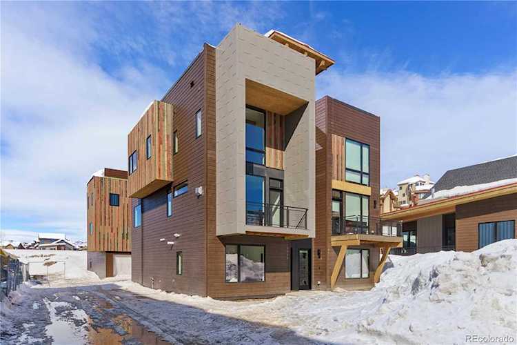 2800 Rowhouse Dr Steamboat Springs, CO 80487