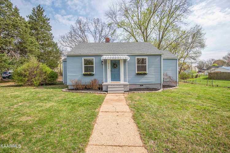 5004 Elizabeth Rd Knoxville, TN 37912