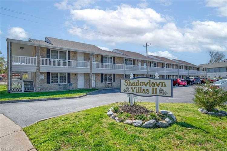 598 Pinewood Dr #202 Virginia Beach, VA 23451