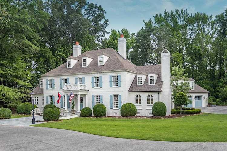 9224 Forest Downs Rd Germantown, TN 38138