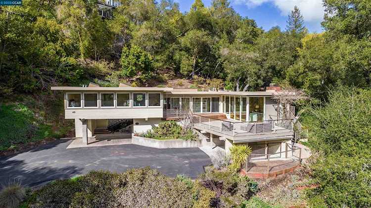 49 Las Cascadas Rd Orinda, CA 94563