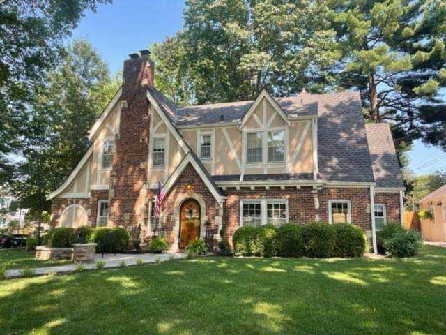 6701 Brookside Rd Kansas City, MO 64113