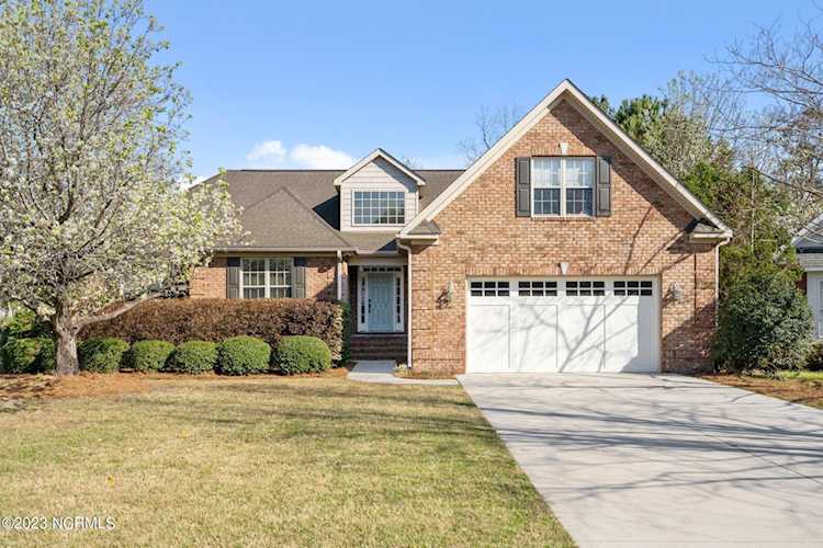 645 Blue Point Drive Wilmington, NC 28411