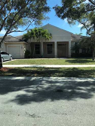 4826 Sunkist Way Cooper City, FL 33330