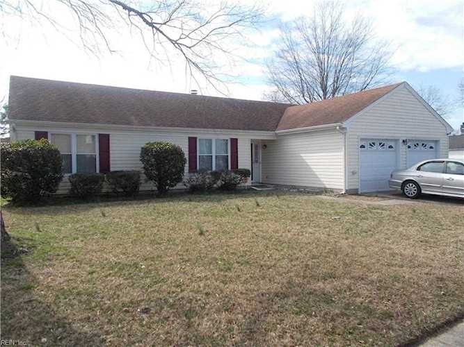 3061 Camelot Blvd Chesapeake, VA 23323 | MLS 10477348 Photo 1