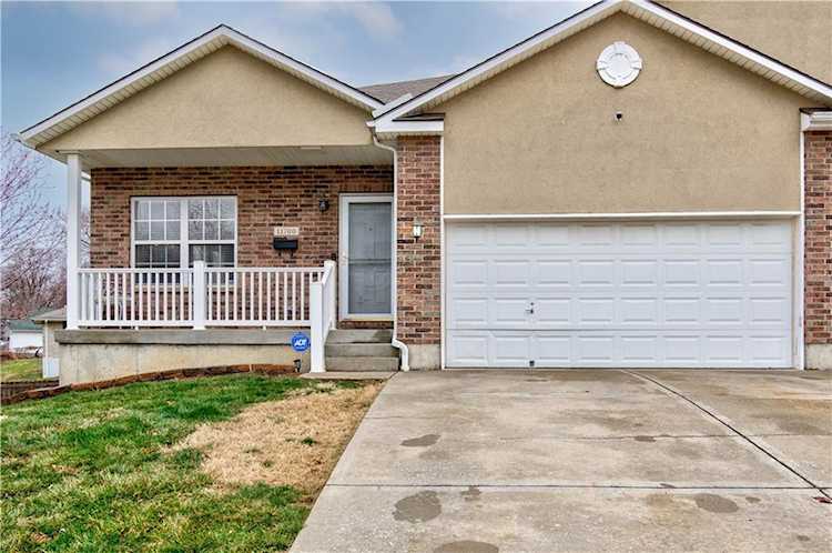 11700 E 21st Street Ct Independence, MO 64050