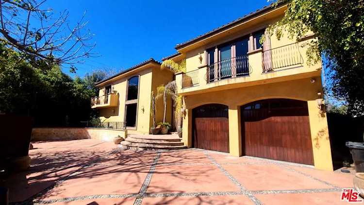 14257 Chandler Blvd Sherman Oaks, CA 91401