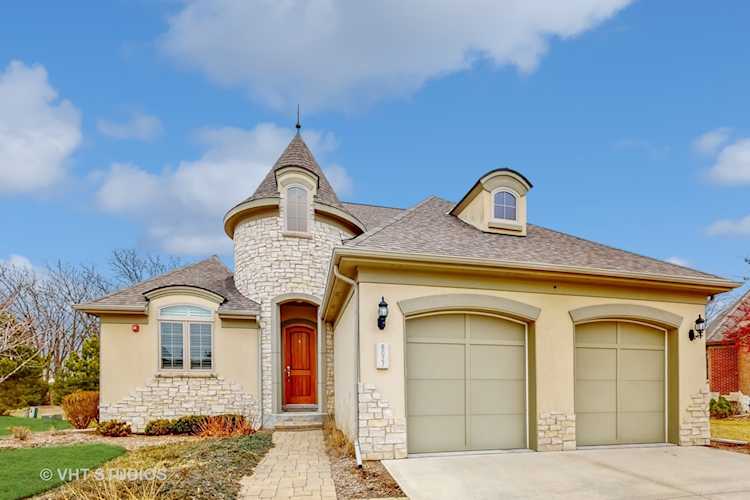 8027 Savoy Club Ct Burr Ridge, IL 60527