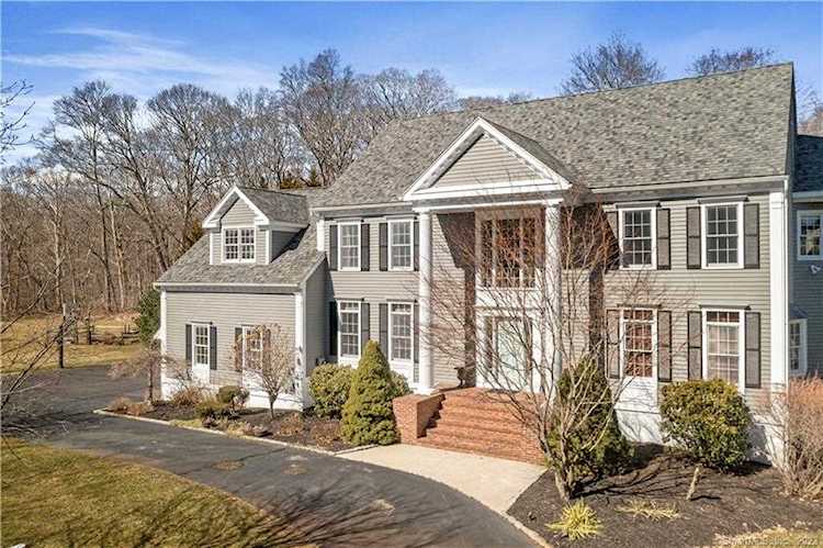 28 Indian Trail Madison, CT 06443