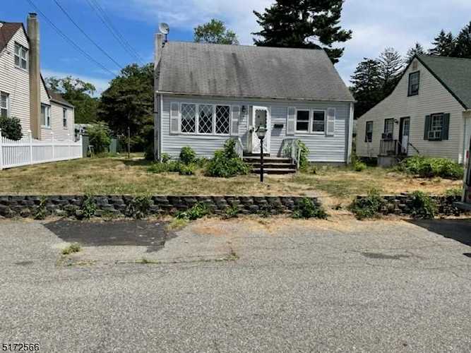 7 Hosier Rd Lincoln Park Boro, NJ 07035 | MLS 3803198 Photo 1