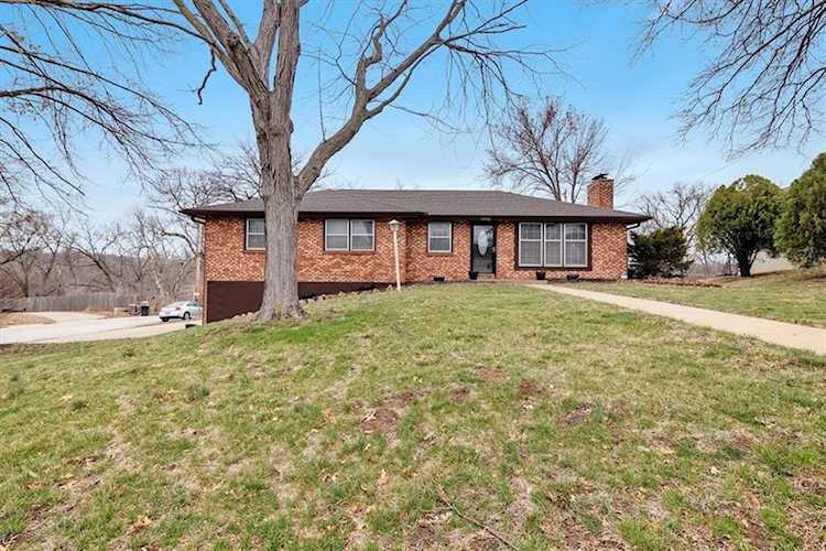 5962 Richmond Ave Kansas City, KS 66102