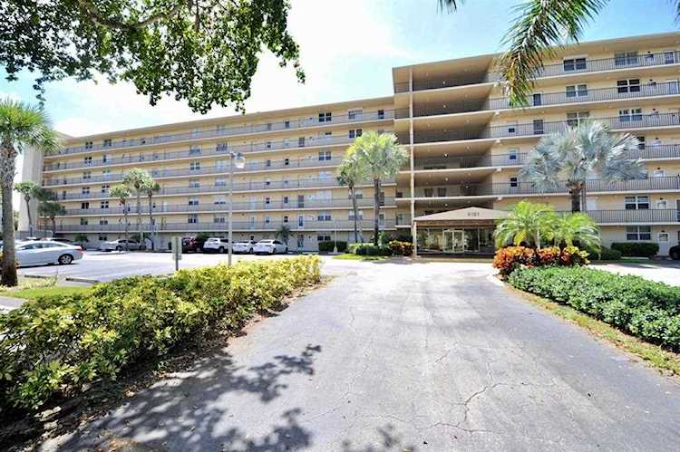 6161 NW 2nd Avenue #2 Boca Raton, FL 33487