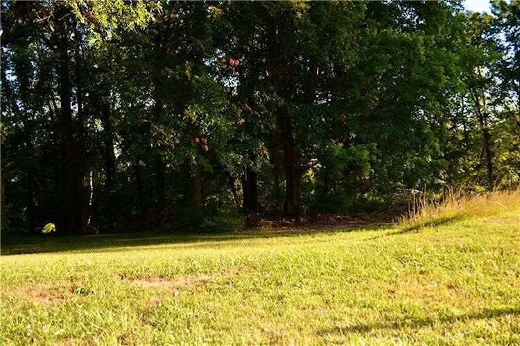137 (Lot 34) Lynwood Drive Evans City, PA 16033