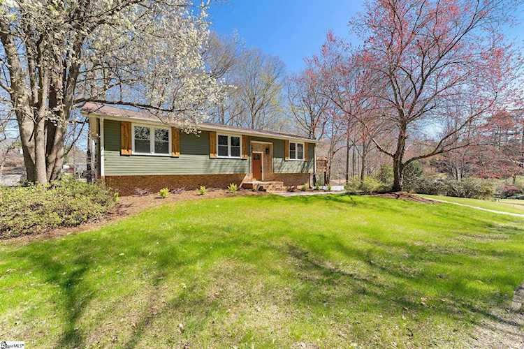 205 Forest Hills Dr Williamston, SC 29697 | MLS 1493586 Photo 1