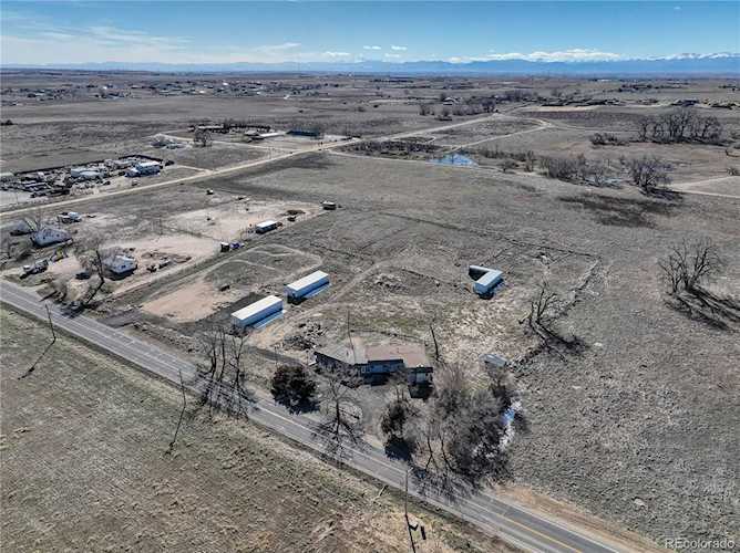 5163 County Road 37 Lochbuie Rural This is your opportunity to own 5 acres in Fort Lupton! This 5 bedroom, 2 bathroom ranch with a... Fort Lupton Weld CO 80621 7500837 home for sale $375,000 7500837 Photo 1