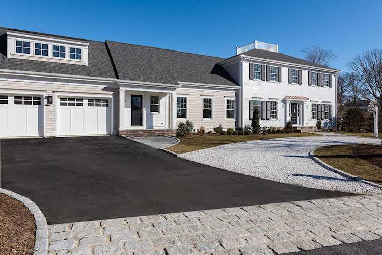 84 Doane Road Chatham, MA 02633
