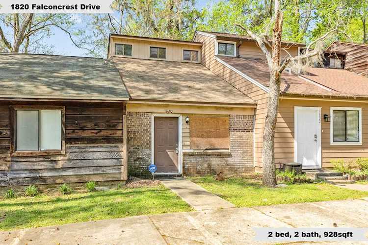1820 Falconcrest Dr Tallahassee, FL 32304 in Villas Of Westridge Photo 1
