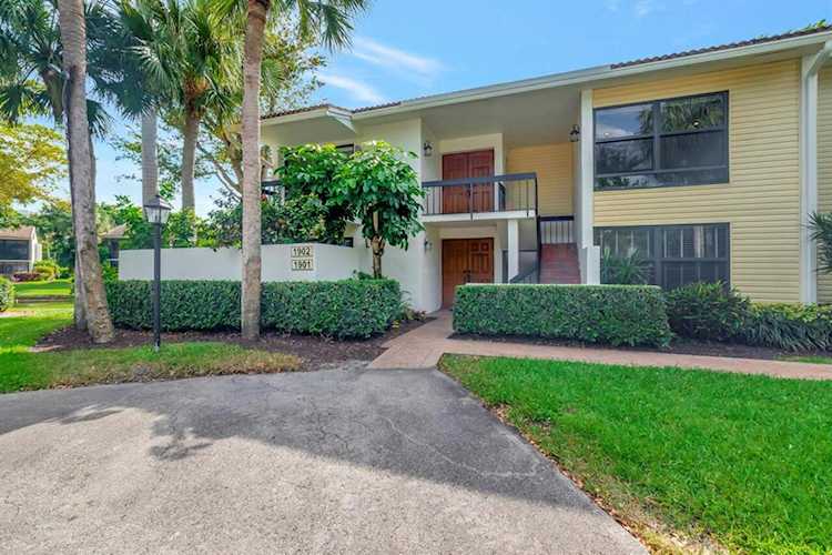 6670 Willow Wood Drive #1902 Boca Raton, FL 33434