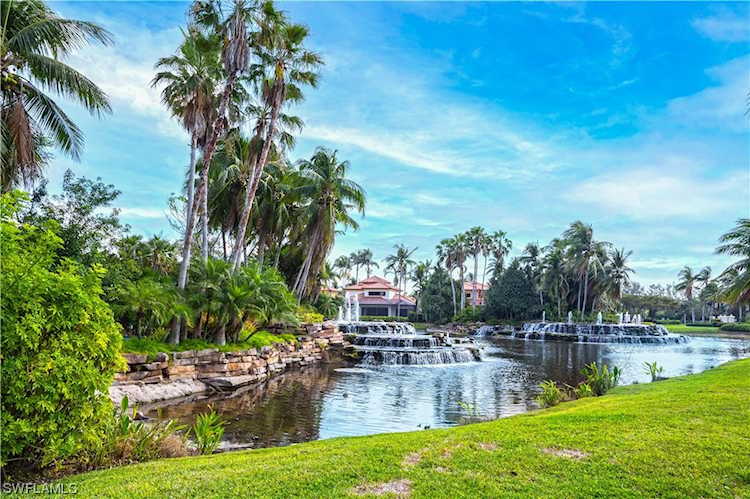 2882 Castillo Ct #101 Naples, FL 34109