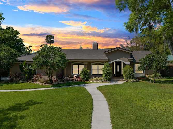 552 Lake Ave Altamonte Springs, FL 32701