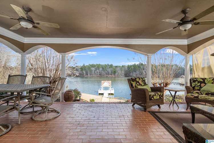 20 Cherokee Cove Clanton, AL 35046