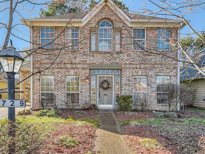2729 Fleet Dr Hermitage, TN 37076