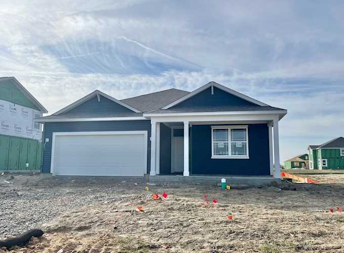 1407 Buttercup Ln Shelbyville, IN 46176