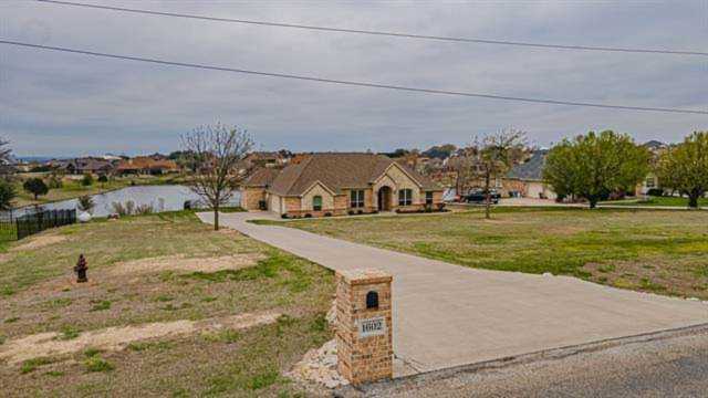 1602 Teller Bell Lane Granbury, TX 76049