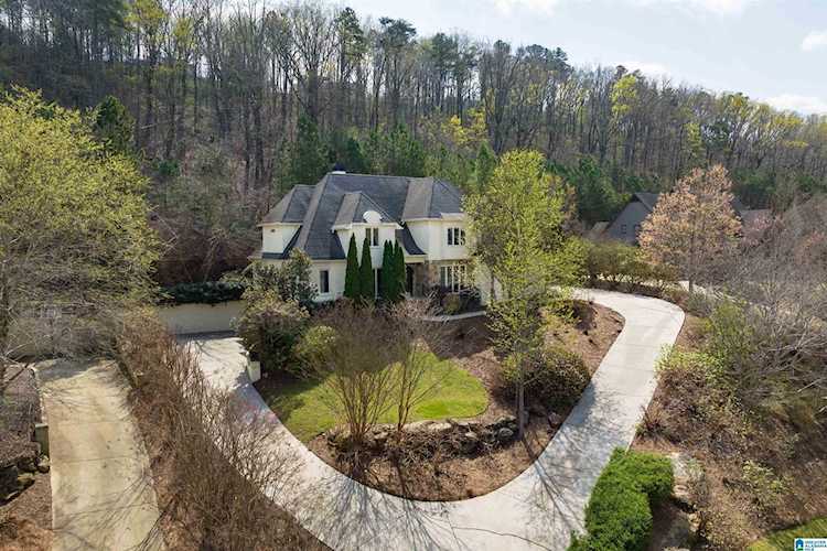 1584 Woodridge Place Vestavia Hills, AL 35216