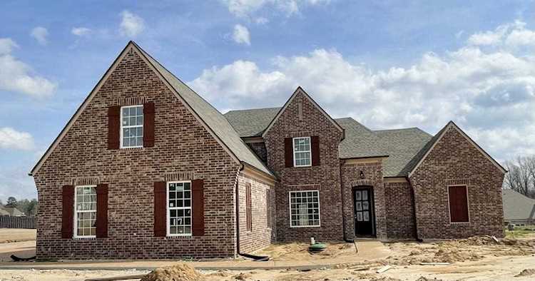 326 Johnsborough Dr Atoka, TN 38004