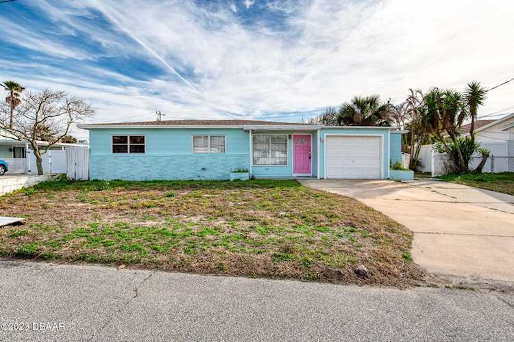 10 Robben Terrace Daytona Beach, FL 32118