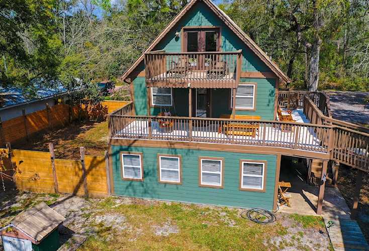 193 Wilson Way Freeport, FL 32439