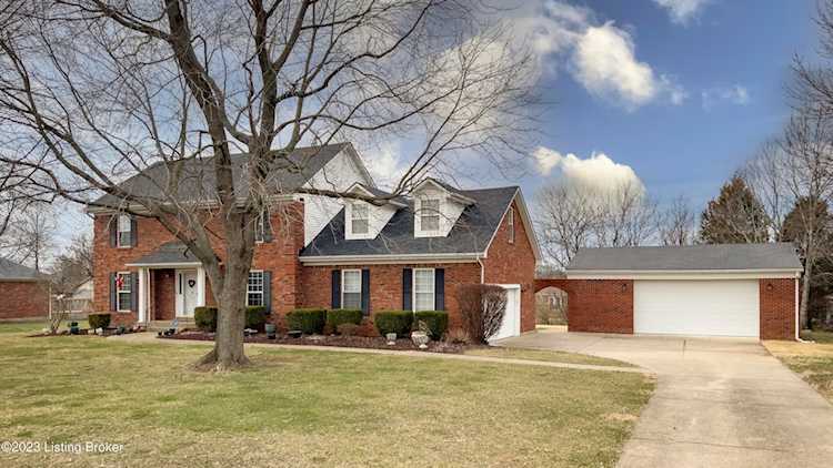 1413 Audubon Ave Shepherdsville, KY 40165