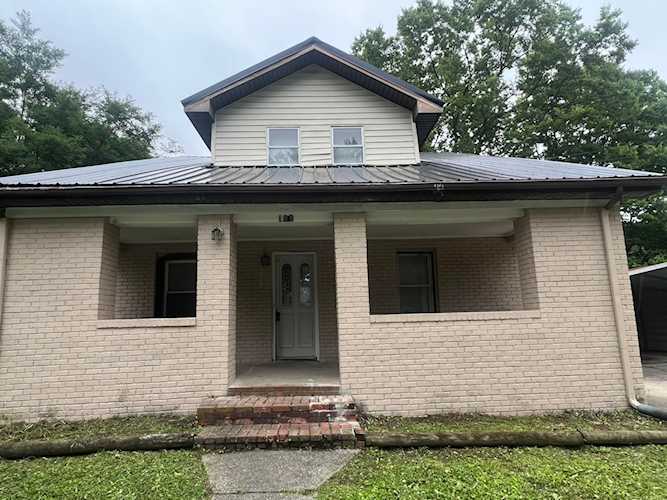 109 4th St Winchester, KY 40391