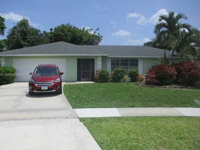 1221 Sachem Head Ter Wellington, FL 33414