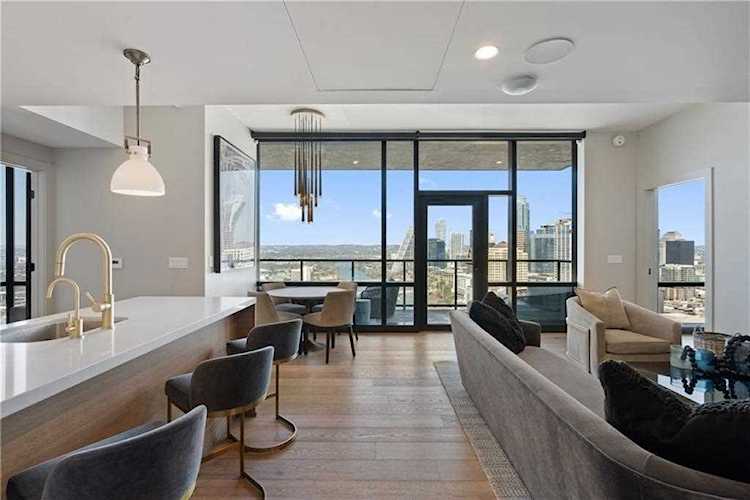 70 Rainey ST #2602 Austin, TX 78701