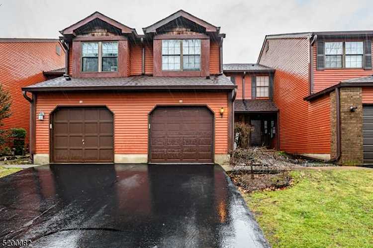 10 Bayberry Dr Franklin Twp., NJ 08873 | MLS 3826297 Photo 1