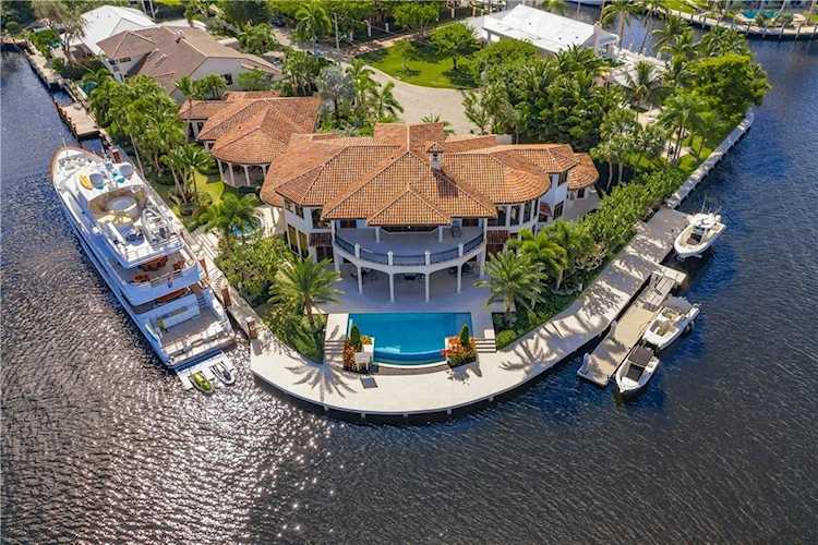 632 2nd Key Dr Fort Lauderdale, FL 33304