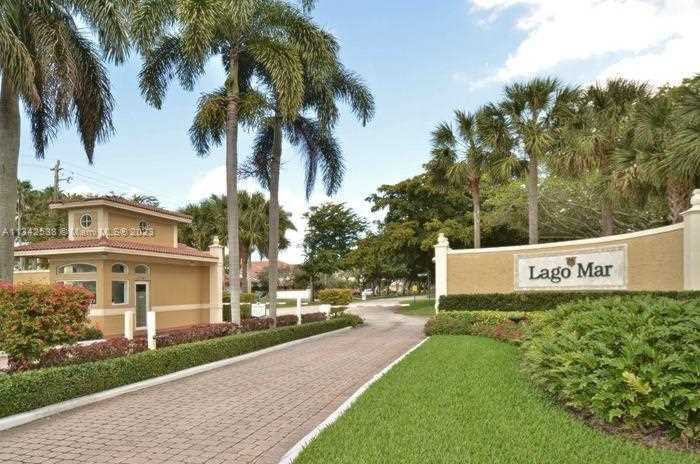 401 NW 127th Ave #1 Plantation, FL 33325