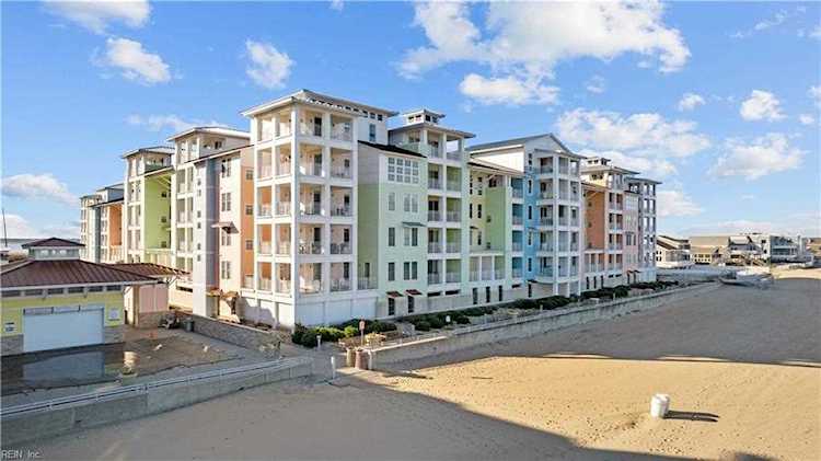 3700 Sandpiper Rd #324 Virginia Beach, VA 23456
