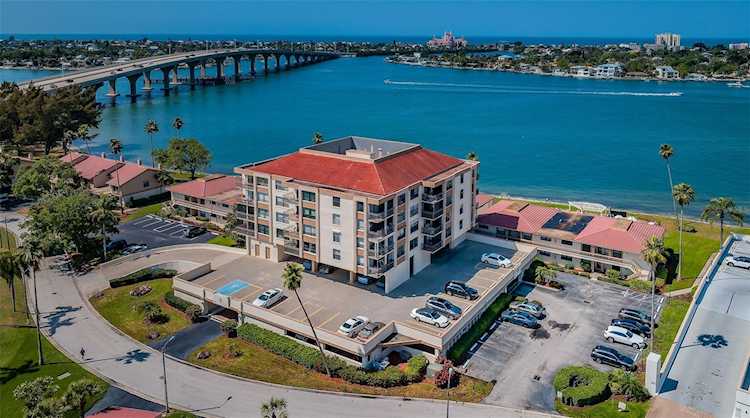 6279 Sun Blvd #604 St. Petersburg, FL 33715