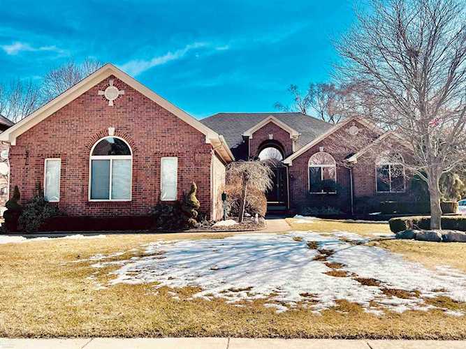 53854 Viar Dr Shelby Twp, MI 48315