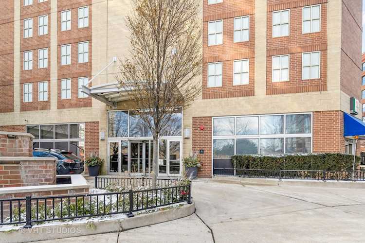 645 N Kingsbury St #807 Chicago, IL 60654