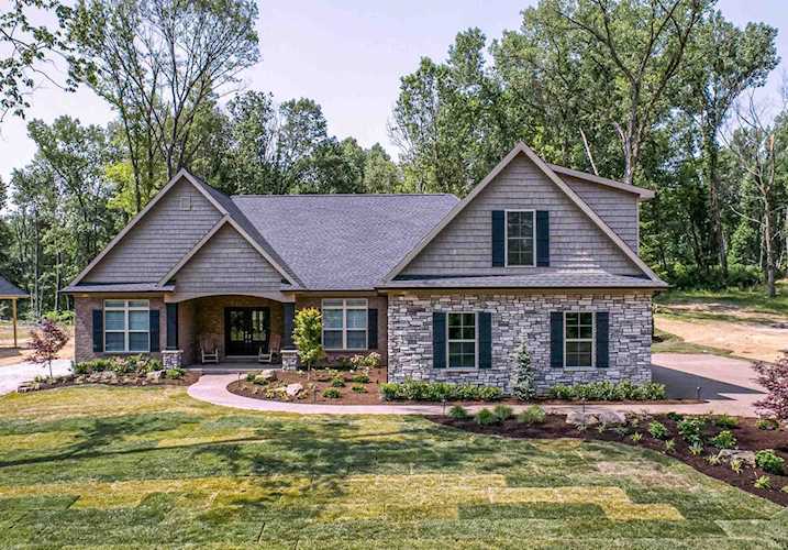 1691 Victoria Woods Drive Boonville, IN 47601